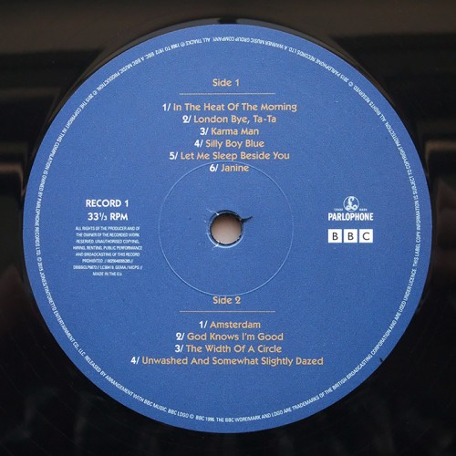 This is a thumbnail + label 1b.jpg