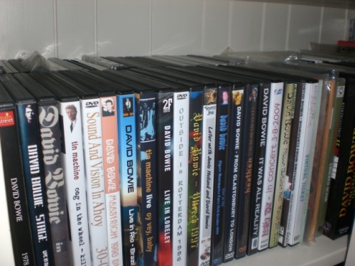 This is a thumbnail + dvd 1.JPG