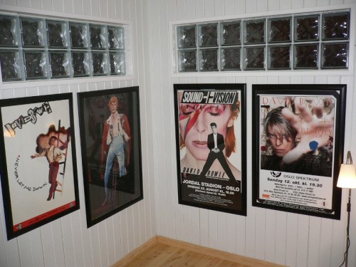 This is a thumbnail + Bowie collection 4 Posters.jpg