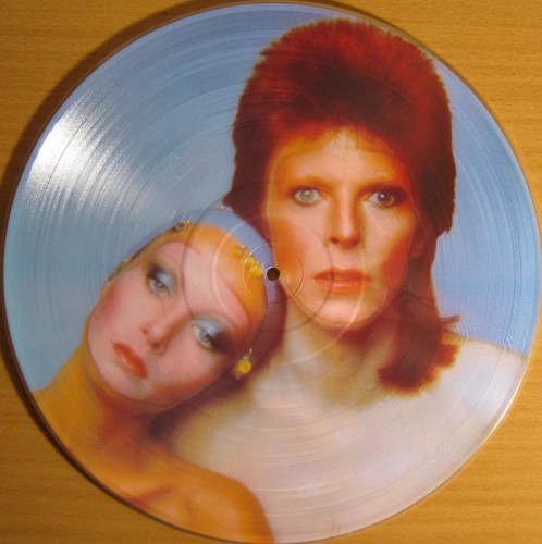 This is a thumbnail + LP Pin Ups RCA 1984 BOPIC 4 United Kingdom Disc Front.JPG